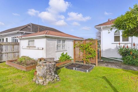 Photo of property in 18 Hannan Street, Levin, 5510