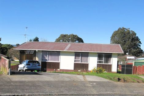 Photo of property in 27 Gambare Place, Wattle Downs, Auckland, 2103