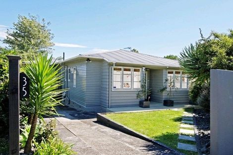 Photo of property in 1/35 Tirotai Crescent, Westmere, Auckland, 1022
