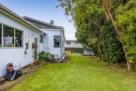Photo of property in 17 Konini Street, Inglewood, 4330
