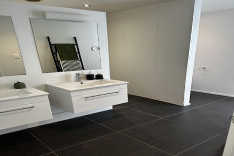 Photo of property in 15 Shalimar Place, Huntington, Hamilton, 3210