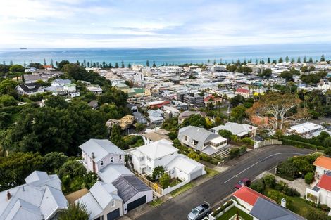 Photo of property in 11a Colenso Avenue, Hospital Hill, Napier, 4110