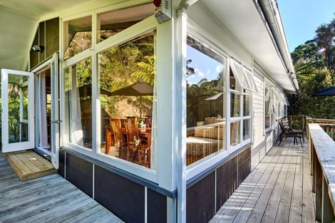 Photo of property in 194 Eastern Hutt Road, Taita, Lower Hutt, 5019