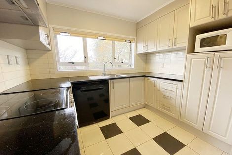 Photo of property in 3 Larne Avenue, Pakuranga Heights, Auckland, 2010