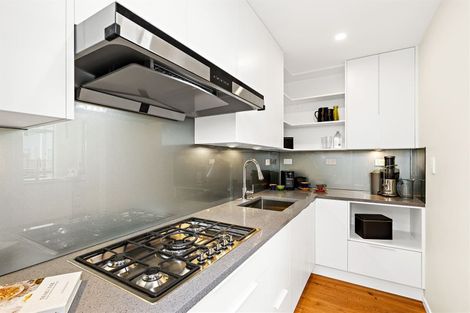 Photo of property in 39 Craigs Way, Hobsonville, Auckland, 0616