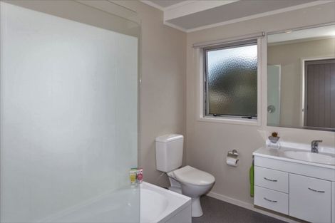 Photo of property in 10 Kirikiri Road West, Kopu, Thames, 3578