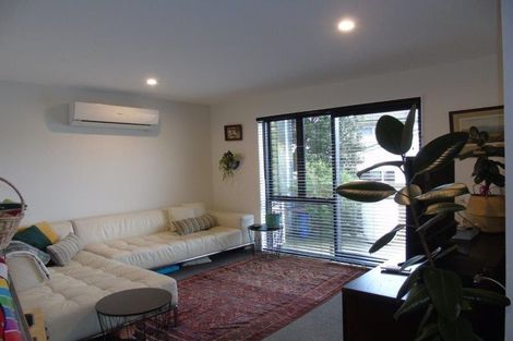 Photo of property in 7 Cameron Street, Kaiwharawhara, Wellington, 6035