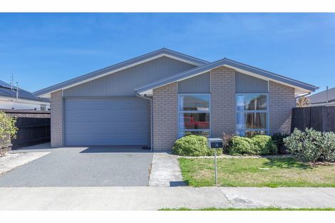 Photo of property in 14 Hewlings Street, Kaiapoi, 7630