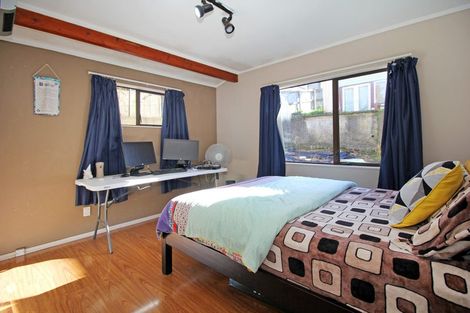 Photo of property in 10a White Swan Road, Mount Roskill, Auckland, 1041