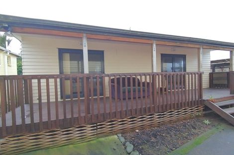 Photo of property in 15 Saint Johns Avenue, Tuakau, 2121