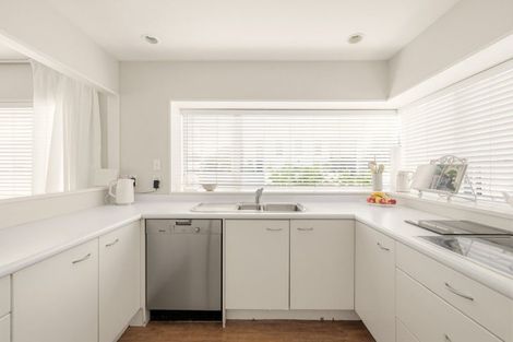 Photo of property in 1 Omanu Court, Mount Maunganui, 3116