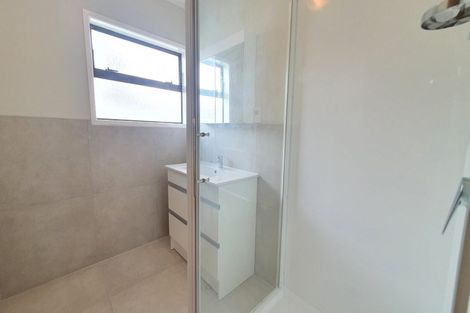 Photo of property in 3/6 Harding Avenue, Te Atatu South, Auckland, 0610