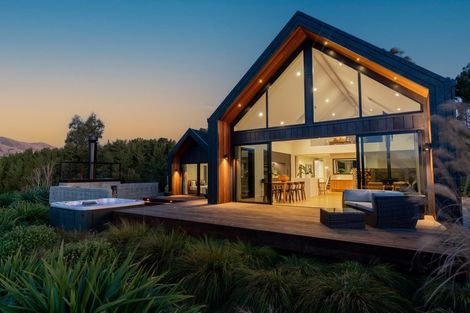 Photo of property in 3 Maude View Road, Hawea Flat, Wanaka, 9382