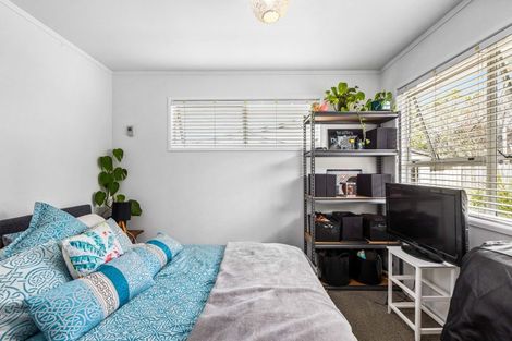 Photo of property in 29 Amorino Drive, Red Beach, 0932