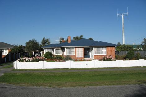 Photo of property in 2 Jackson Street, Darfield, 7510