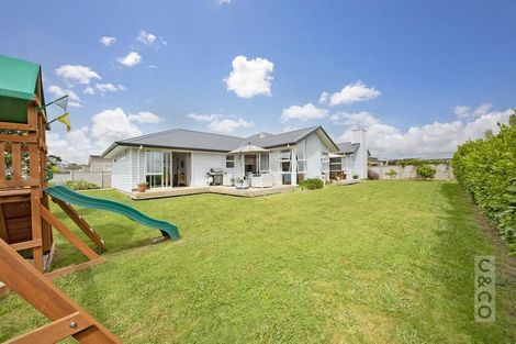 Photo of property in 11 Floyd Road, Riverhead, 0820