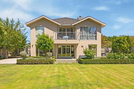 Photo of property in 296 Gardiners Road, Harewood, Christchurch, 8051