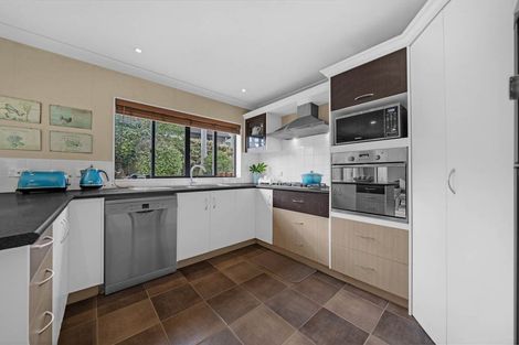 Photo of property in 11 Gordal Place, Flat Bush, Auckland, 2016