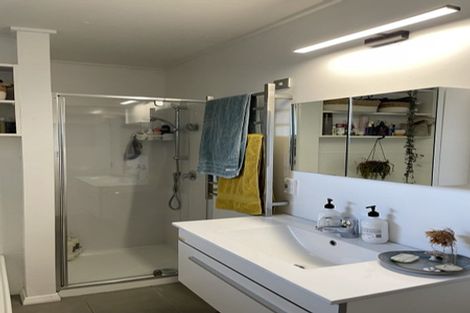 Photo of property in 9 Kaitawa Street, Waikanae Beach, Waikanae, 5036