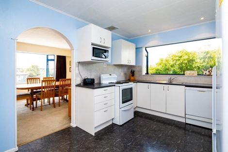 Photo of property in 24 Valerie Street, Clive, 4102