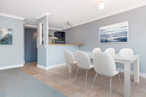 Photo of property in 54 Earnslaw Crescent, Clover Park, Auckland, 2019
