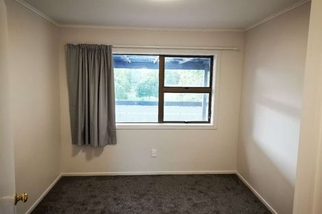 Photo of property in 17 Diana Drive, Glenfield, Auckland, 0627