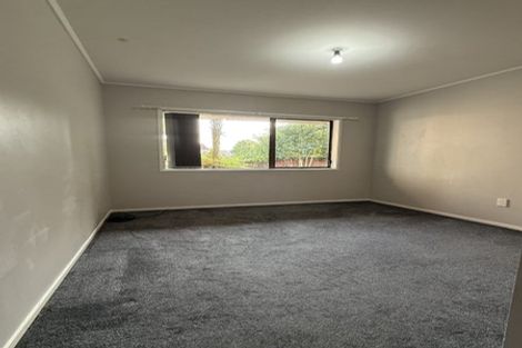 Photo of property in 2/14 Ti Nana Crescent, Henderson, Auckland, 0610