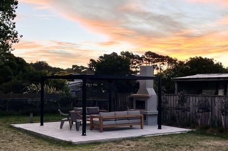 Photo of property in 577 Waitarere Beach Road, Waitarere Beach, Levin, 5510