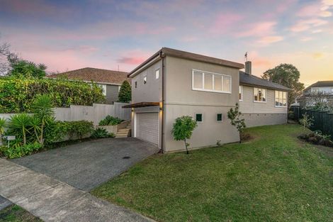 Photo of property in 4 Nutsey Avenue, Northcote, Auckland, 0627