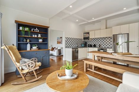 Photo of property in 1/10 Corrella Road, Belmont, Auckland, 0622