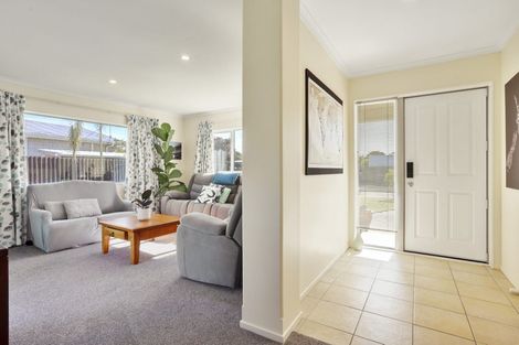 Photo of property in 9 Panckhurst Drive, Woodend, 7610