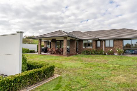 Photo of property in 2121 Kakaramea Road, Ngahinapouri, Hamilton, 3290