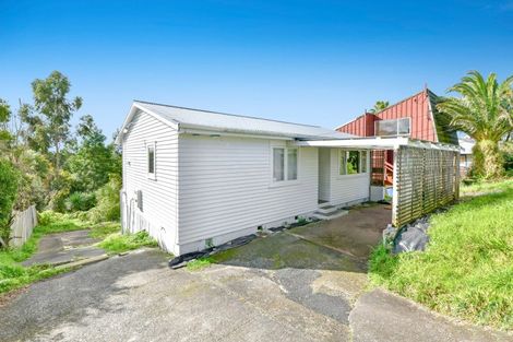 Photo of property in 579 East Coast Road, Browns Bay, Auckland, 0630