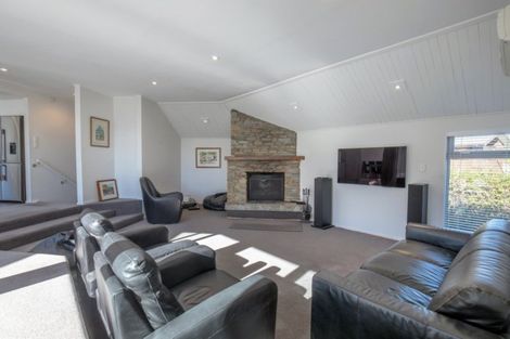 Photo of property in 15 Rowan Court, Wanaka, 9305