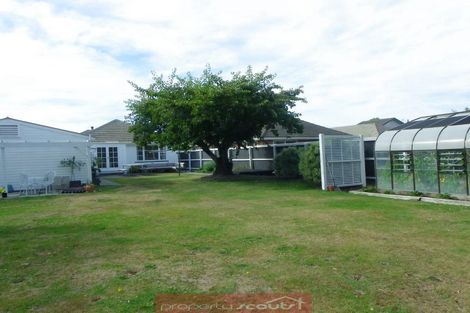 Photo of property in 17 Manor Place, Bryndwr, Christchurch, 8053