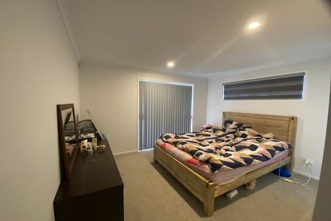 Photo of property in 21 Pouate Way, Waiuku, 2123