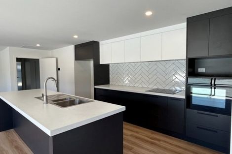 Photo of property in 4 Sequoia Close, Alexandra, 9320