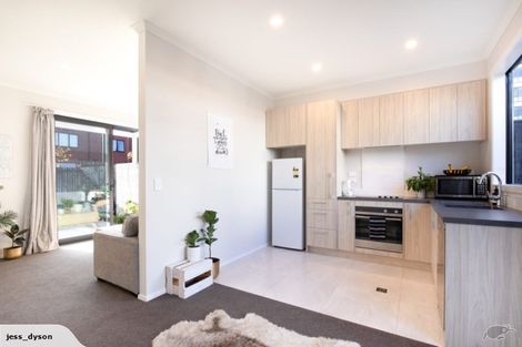 Photo of property in 14 Uku Lane, Hobsonville, Auckland, 0616