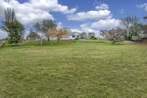 Photo of property in 19 Kenderdine Road, Elsthorpe, Otane, 4277