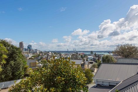Photo of property in 41 Saint Georges Bay Road, Parnell, Auckland, 1052