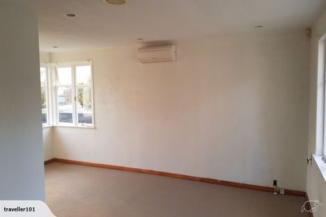 Photo of property in 5 Miles Place, Awapuni, Palmerston North, 4412
