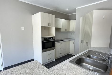 Photo of property in 913/9 Fields Parade, Oteha, Auckland, 0632