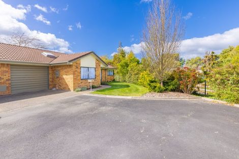 Photo of property in 115 Oakridge Grove, Flagstaff, Hamilton, 3210