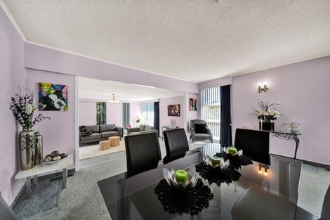 Photo of property in 9 Kennedy Place, Merrilands, New Plymouth, 4312