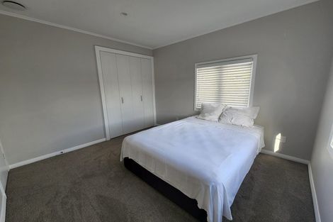 Photo of property in 1/20 Humphrey Kemp Avenue, Henderson, Auckland, 0612