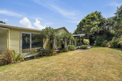 Photo of property in 94 Sidlaw Street, Strathmore Park, Wellington, 6022