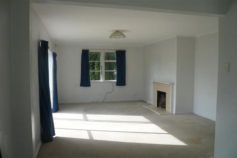 Photo of property in 8 Nutsey Avenue, Northcote, Auckland, 0627
