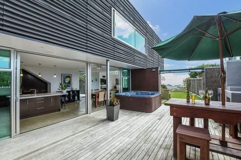 Photo of property in 340 Kimptons Road, Clevedon, Manurewa, 2576