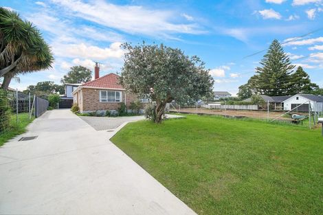 Photo of property in 5 Alamein Road, Panmure, Auckland, 1072