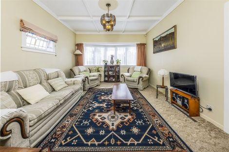 Photo of property in 19 Omagh Avenue, Papatoetoe, Auckland, 2025